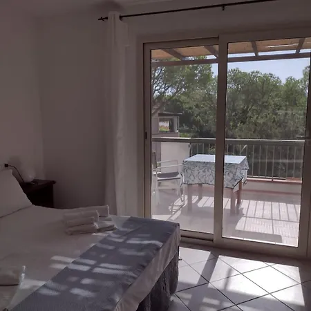 Holiday home Gardenia House *